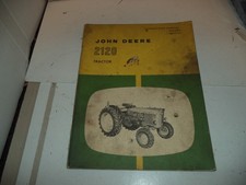 John Deere 2120 Tractor