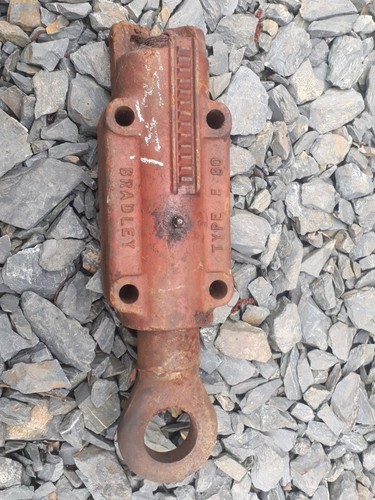 Bradley towing hitch - bradley, eye