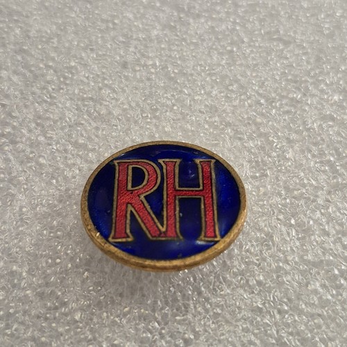 Vintage ruston hornsby badge - vintage,