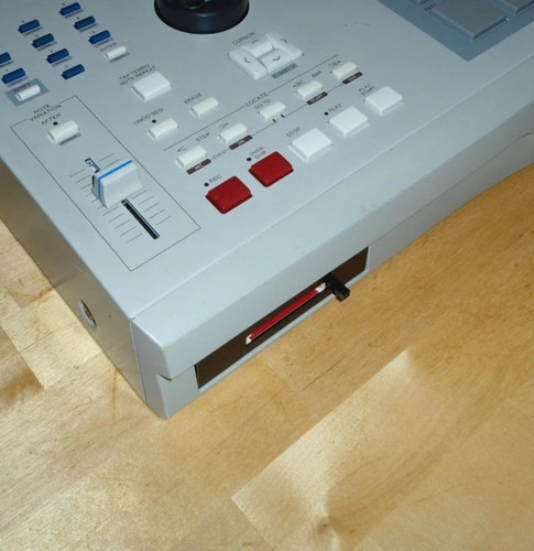 Drive for akai mpc 2000xl - drive,