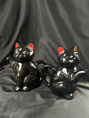 One from set teapots - one,