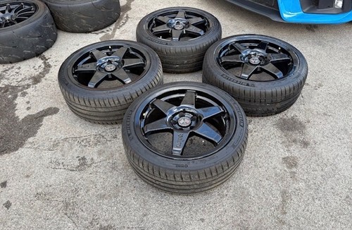 Revolution alloy wheels - alloy,