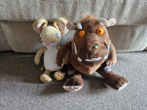 Large gruffalo and mouse - and,