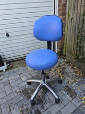 Vinylmaster DS4S Dental Stool