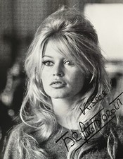 BRIGITTE BARDOT Signed