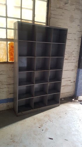 Vintage metal compartments - metal, 18