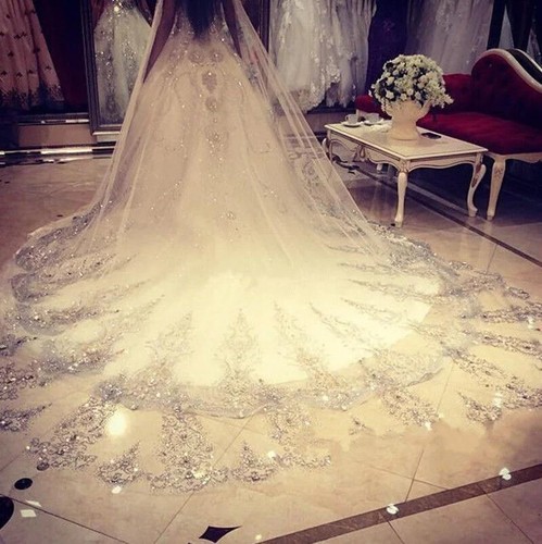 Layer white lvory crystals - layer,