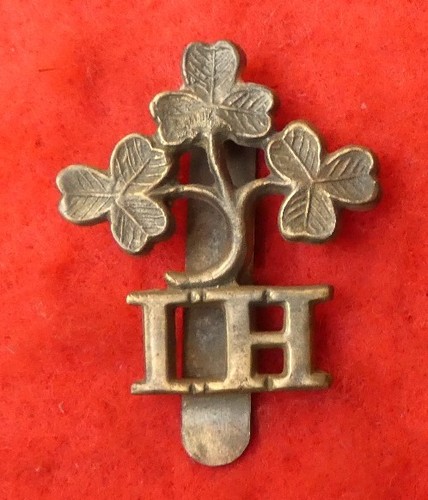 Irish horse cap badge - horse,