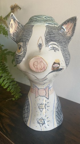 Rare beswick novelty - rare, piggy