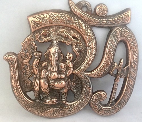 Aum 7x8 ganesha ganesh - om,