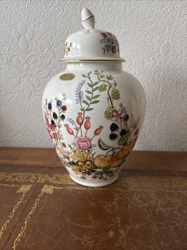 Aynsley somerset jar - aynsley,
