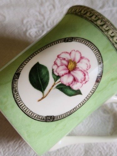 Queen bone china rhs - queen's,