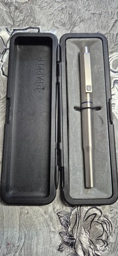 Parker fountain pen - parker, brush