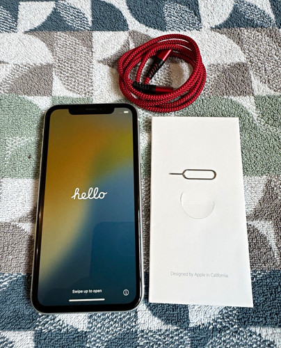 Apple iphone white 64gb - xr,