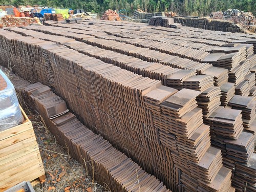 Reclaimed machine made - reclaimed,