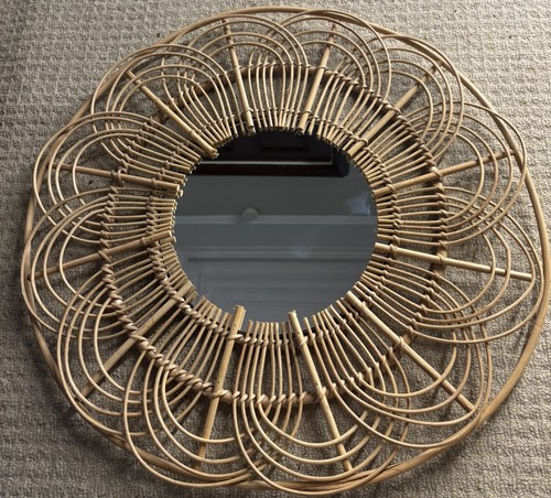 Round rattan wall mirror boho - rattan,