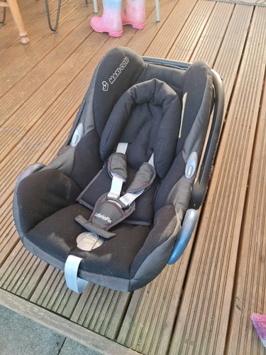 Maxi cosi pebble - maxi, black