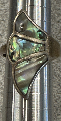 Ring with abalone inlay size - inlay,,