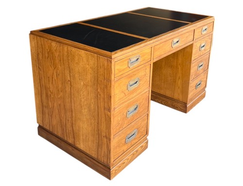 Vintage oak campaign executive - vintage,