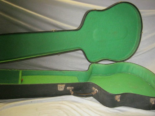 Wide semi bass case - 60's,