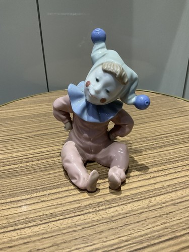 Lladro nao boy circus - boy,