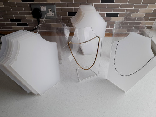 Job lot free standing - lot, of