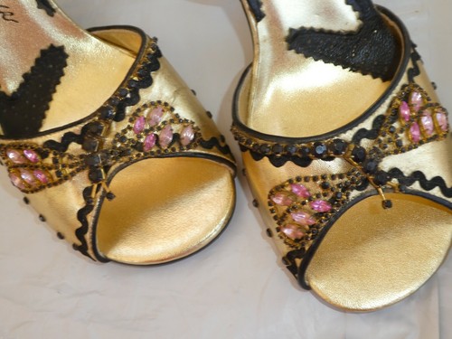Irregular choice gold - &, black
