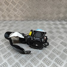 TOYOTA YARIS CROSS XP210 Rear