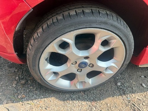Ford fiesta mk7 zetec 17inch - mk7,