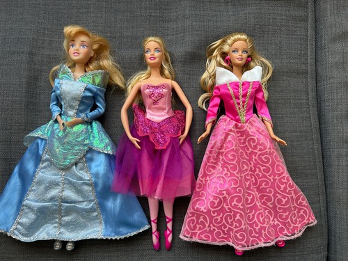 Bundle three dolls - three, barbie