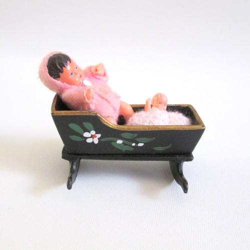 Vintage cast iron miniature - cast,