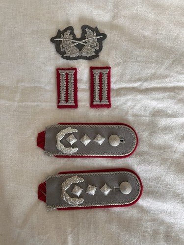 West german army officers - army,