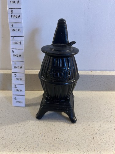 Vintage miniature cast iron - miniature,