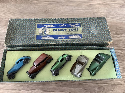 Dinky toys pre war gift - dinky, pre-war
