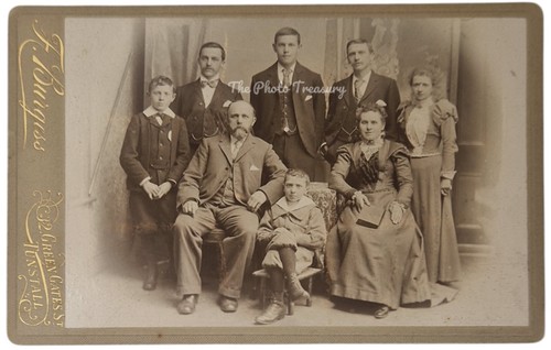 Cabinet card tunstall - card,