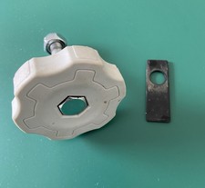 ADJUSTMENT SCREW, NUT & WEAR PLATE for guide plate Ryobi RSH3045U 3000W Shredder