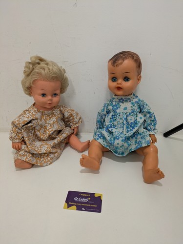 Pair vintage baby girl - of,