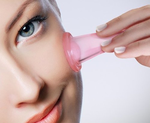 Large cup facial face eye - face,