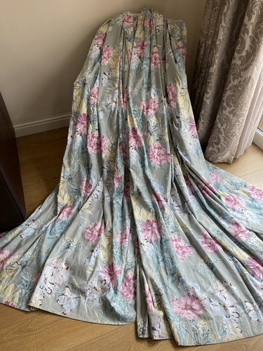 Lovely laura ashley cosmos - laura,
