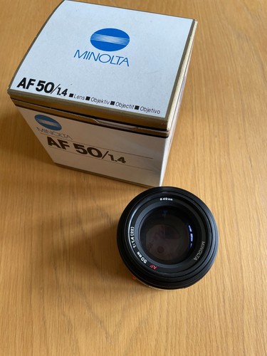 Mint box minolta 50mm - box,