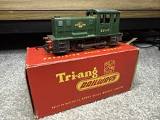 TRIANG HORNBY R559 0-4-0