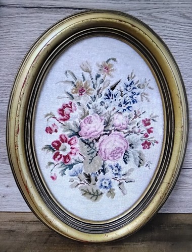Antique victorian oval frame - antique,