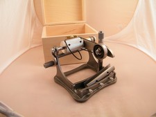 WATCHMAKERS PIVOT POLISHING