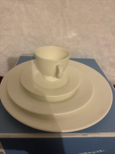 Wedgwood white china - white, 4
