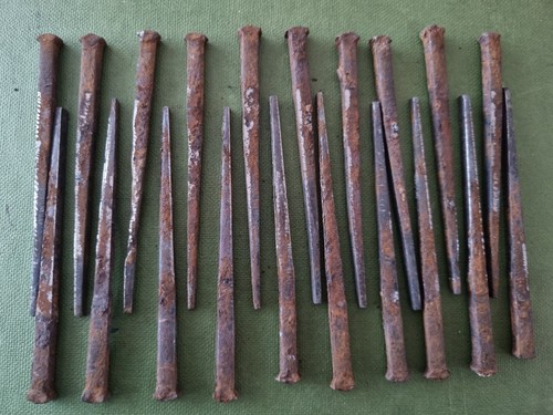 Antique 1889 floor clasp - 20,