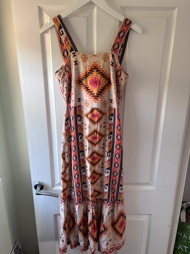 Never fully dressed midi
