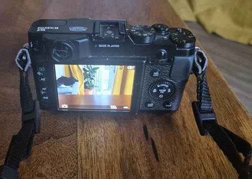 Fujifilm finepix series x10 - x,