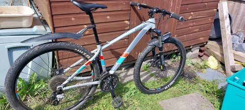 Saracen mountain bike - saracen,