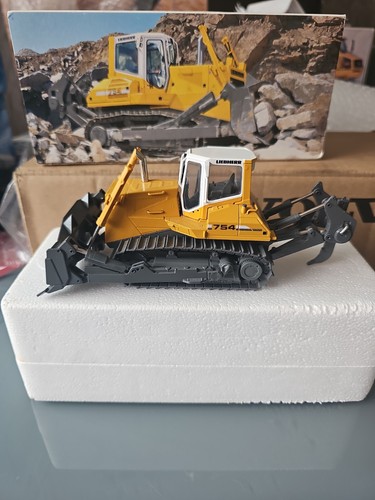 Conrad scale diecast - 1/50,