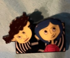 LOUNGEFLY COROLINE PINS BADGE